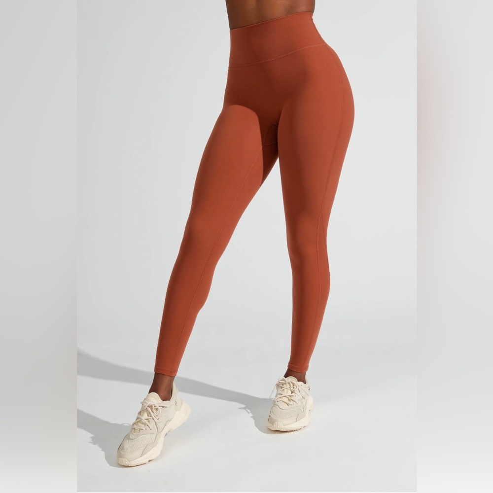 BuffBunny Legacy Legging